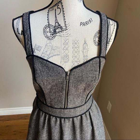 KIMCHI BLUE Lulu sleeveless Fit & Flare Dress (6) - Picture 5 of 13